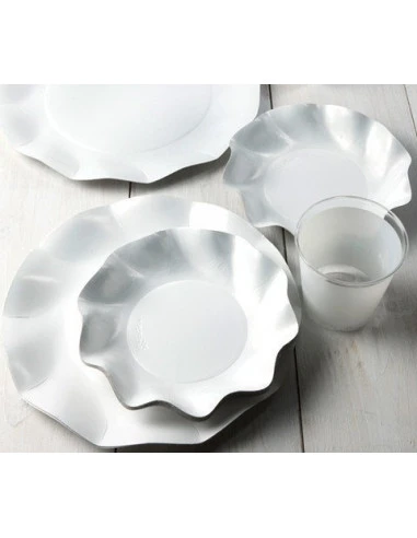 10 Assiettes Coupes Pétales Blanc Satiné 18 Cms 2 10 Assiettes Coupes Pétales Blanc Satiné 18 Cms – Image 2