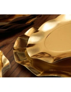 10 Assiettes Pétales Or Brillant 21 Cms -Déco Festive Soldes 10 assiettes petalesor brillant 21 cms 2