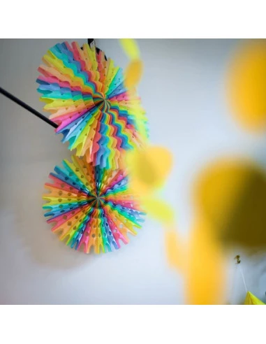 3 Rosaces En Papier Pastels Multicolores 3 3 Rosaces En Papier Pastels Multicolores – Image 3