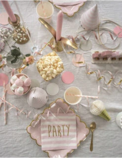 8 Gobelets Rose Pastel Bordure Frise Dorée 7 8 Gobelets Rose Pastel Bordure Frise Dorée -Déco Festive Soldes 8 gobelets rose pastel bordure frise doree 2