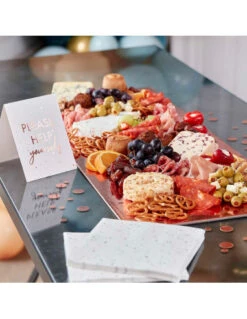 Plateau Rose Gold Avec Serviettes Et Confettis -Déco Festive Soldes plateau rose gold avec serviettes et confettis 2